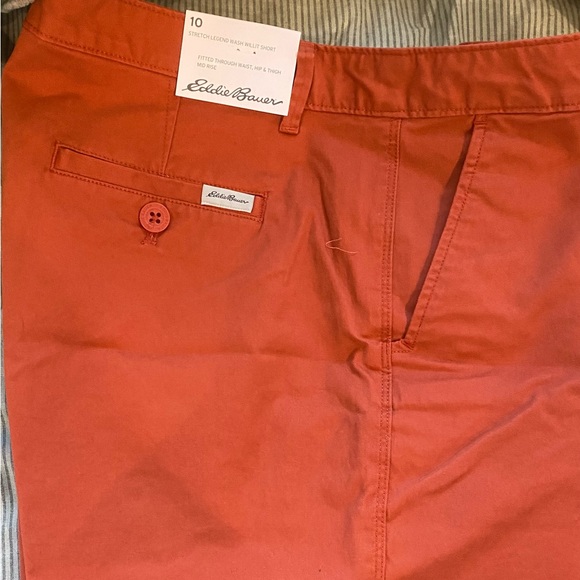 Eddie Bauer Legend Wash Rust Midrise Shorts, size 10 - Picture 1 of 6
